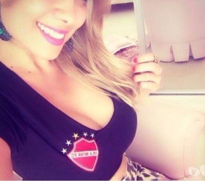 Sexy blonde pour inoubliable massage